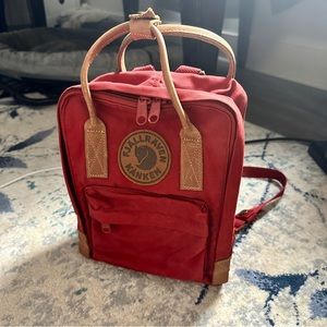 Fjallräven Kånken Mini Backpack - Red and Leather